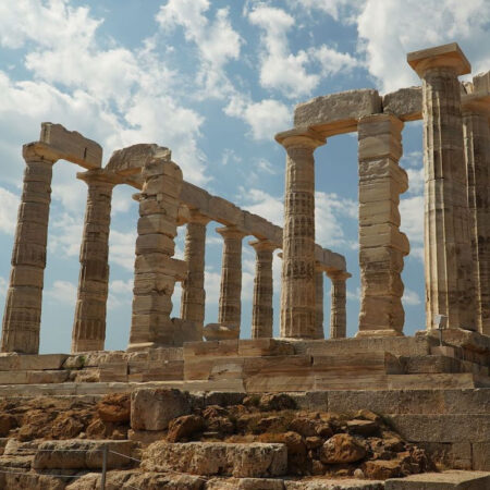 GRÈCE, ses îles légendaires aux balcons d’Athènes