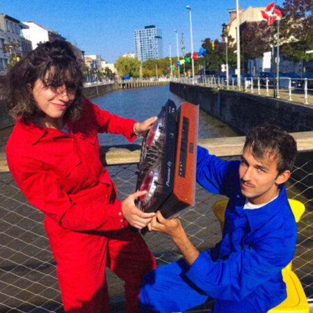 L’amour dans le même bermuda